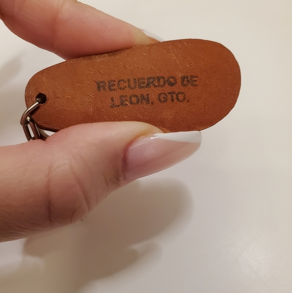 Vintage Mexican Handmade Hauraches Key Chain - Picture 2 of 4